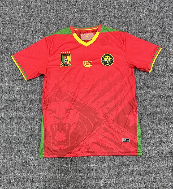 2526 Camerun Rosso | Fan A | Maglietta da calcio per adulti e ragazzi, ideale per l'uso quotidiano, per tifosi di calcio_voghion.com